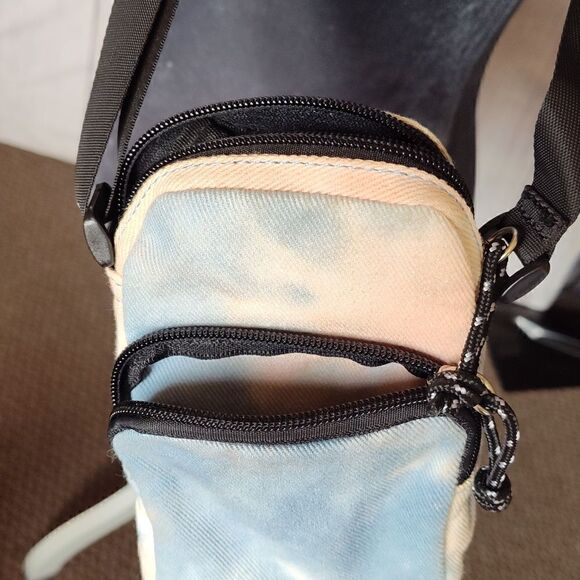 Forever 21 adjustable mini crossbody purse NWOT - Picture 8 of 13